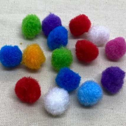 Pompon 15 mm colores surt x 500 unid