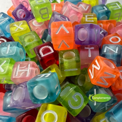 Dije cubo acril c/letras col.surt x 250g